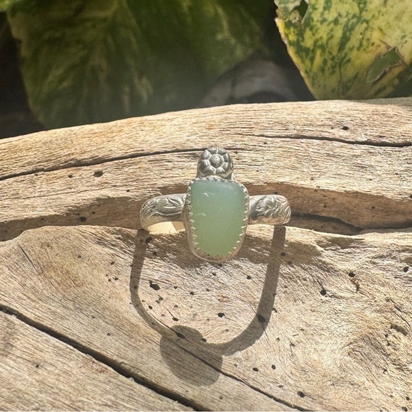 Mint green milk glass sea glass natural sea glass floral sterling & fine silver - Picture 4 of 8